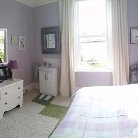 Grantham House-3